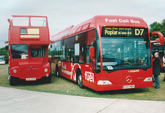 First Capital/First London exhibits at Showbus – 26 Sep 2004 (537-29)