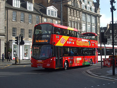 DSCF7227 Edinburgh Bus Tours (Lothian Buses) 228 (SJ16 CTE) - 7 May 2017