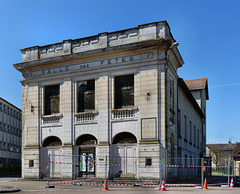 Courtenay - Salle des fêtes