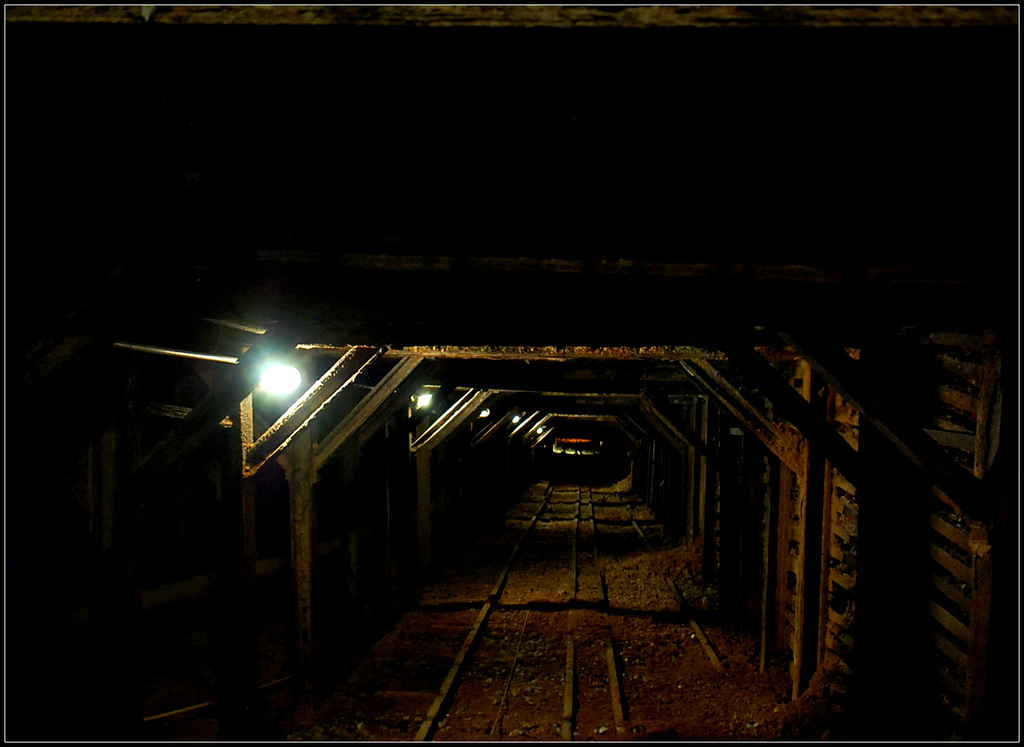 Mine shaft