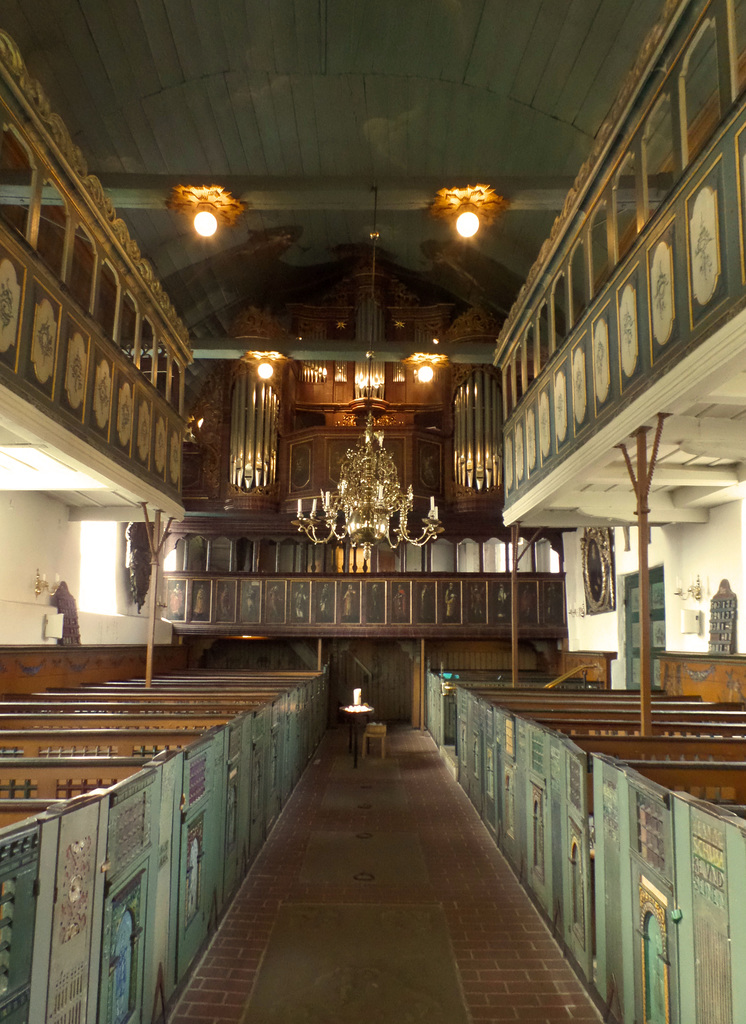 Innenraum von St. Nikolai in Borstel