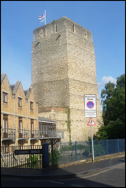 Oxford Castle signage clutter