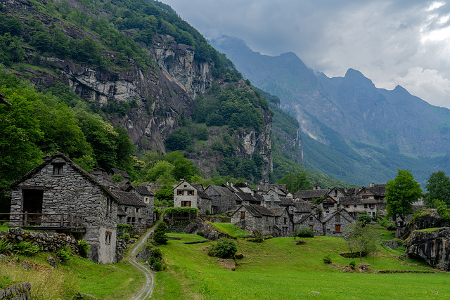 Tessin.......     Fontana