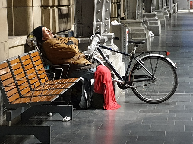 Nachts im Frankfurter Hauptbahnhof