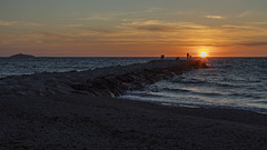 Le soleil descend sur l'horizon - Die Sonne senkt sich über den Horizont - The sun descends over the horizon