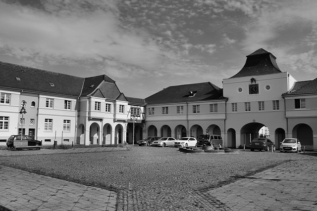 Brunnenplatz (Siedlung Fürst Leopold, Hervest-Dorsten) / 19.07.2020