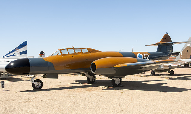 Gloster Meteor T.7 WF877