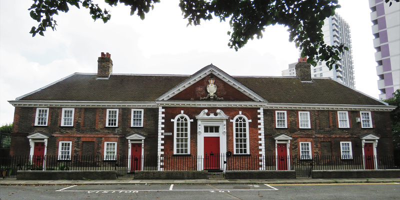 draper's almshouses, bromley by bow, london