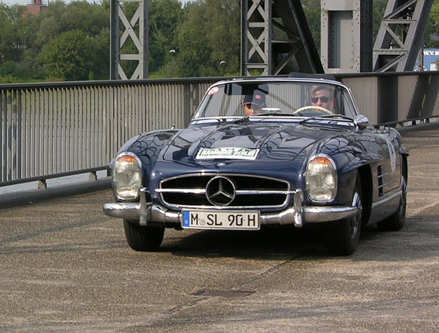 Mercedes Benz 300 SL Roadster