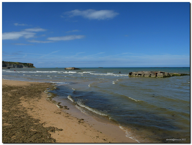 Omaha beach  con resti del porto