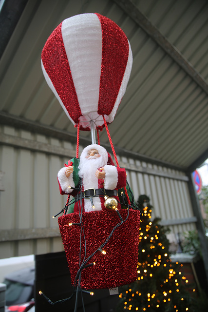 Merry Christmas! Joyeux noël! Fröhliche Weihnachten!