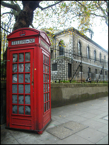 St Giles High Street phone box
