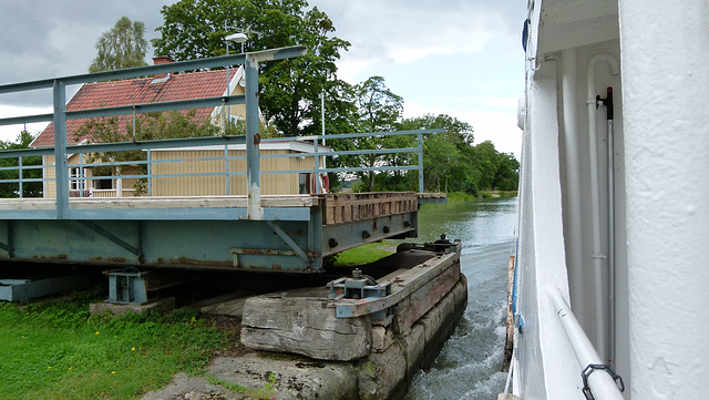 Schiebe-Brücke