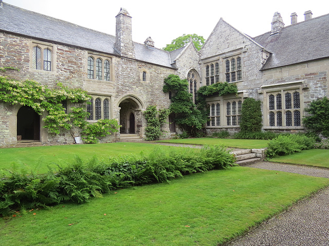 cotehele house, cornwall