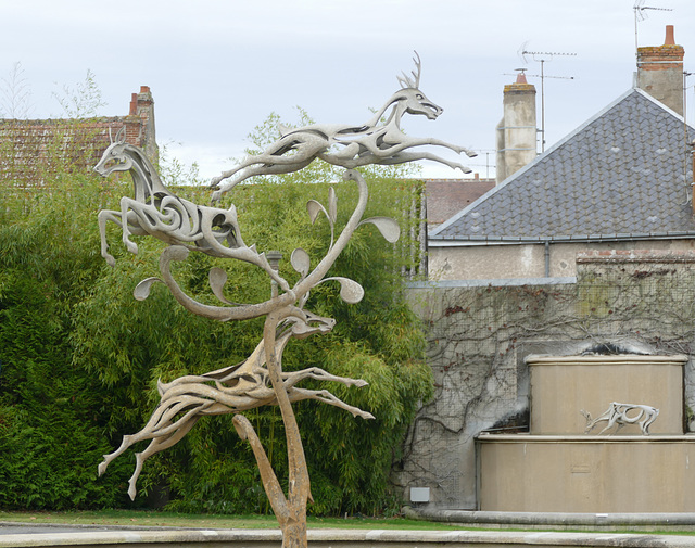 Les Fontaines aux Chevreuils de Saint-Denis de l'Hôtel.