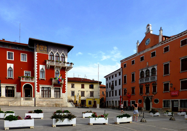 HR - Vodnjan - Main square