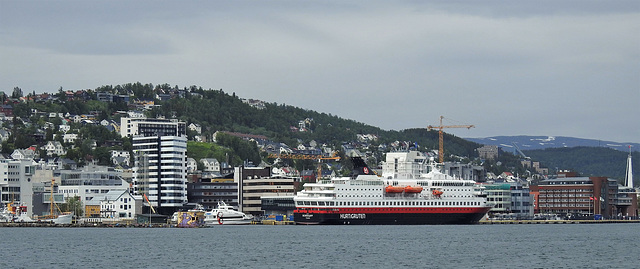 Hurtigruten "Nordkapp" in Tromsø
