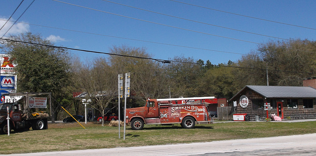 BBQ firemen truck