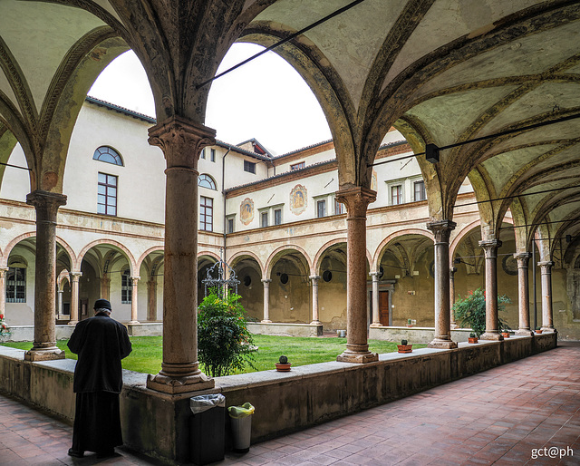 Monastero di San Giovanni Evangelista - Chiostro