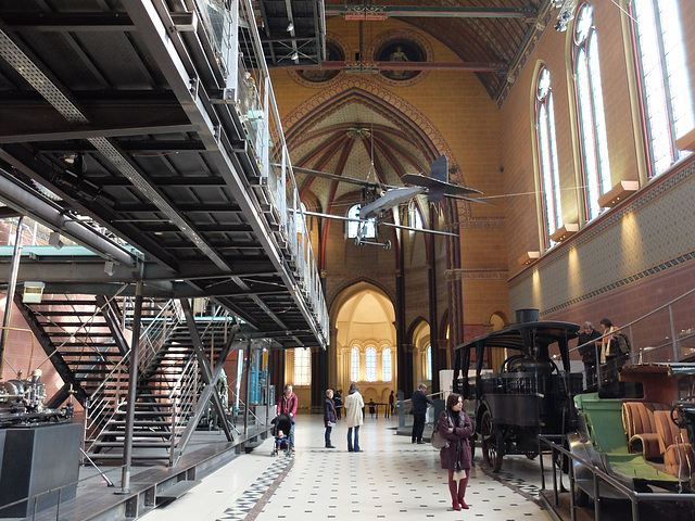 MUSÉE DES ARTS ET MÉTIERS PARIS