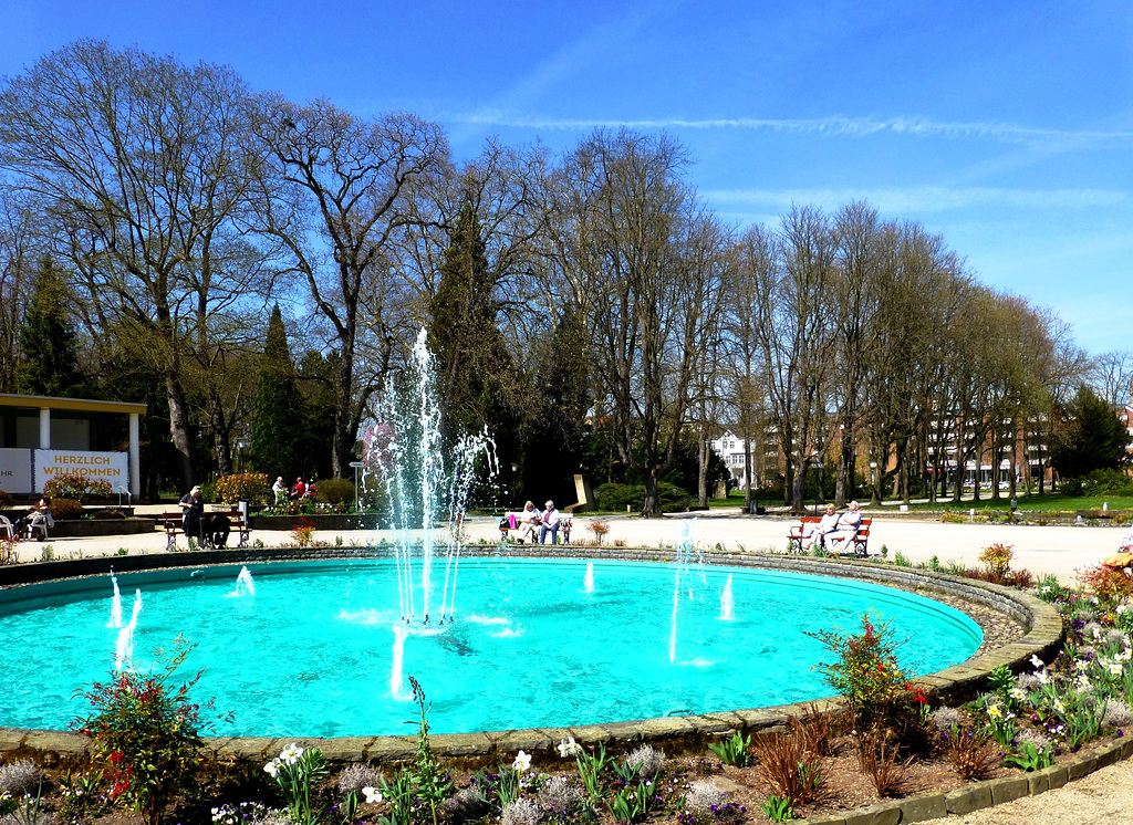 DE - Bad Neuenahr - Springtime at Spa gardens