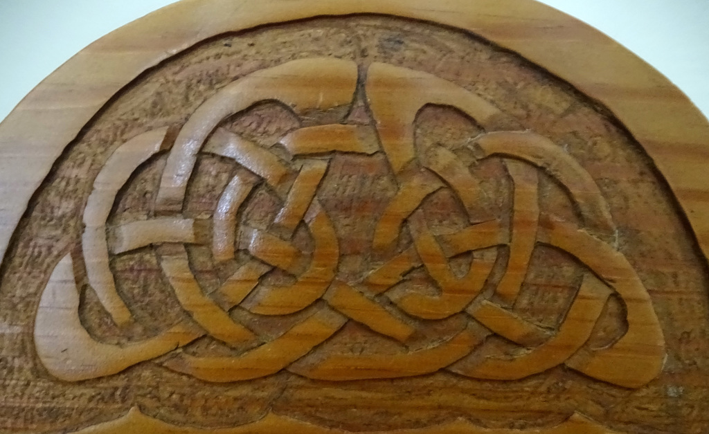 Bookshelf detail