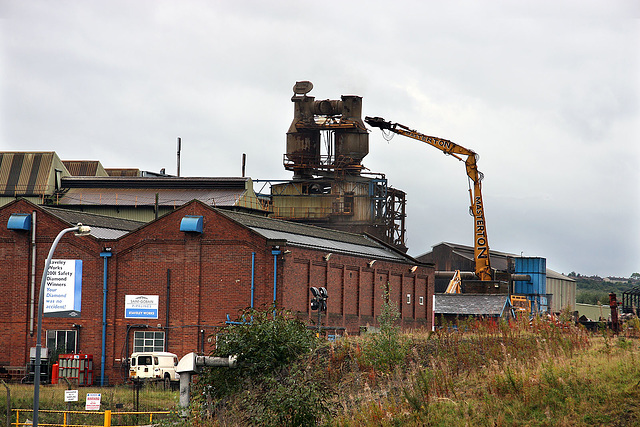 Staveley demolition Staveley demolition