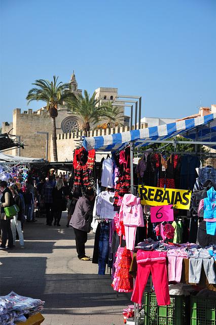 dia de mercat a Alcúdia  (© Buelipix)