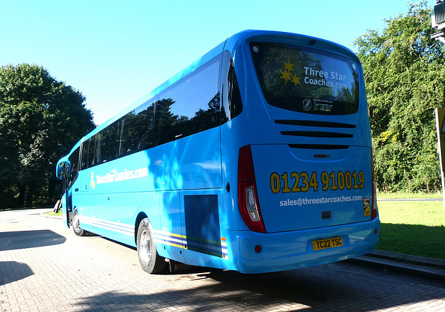 Three Star Coaches TC22 TSC (YS22 JFU) at the Barton Mills Picnic Area (A1065) - 19 Aug 2023 (P1160080)