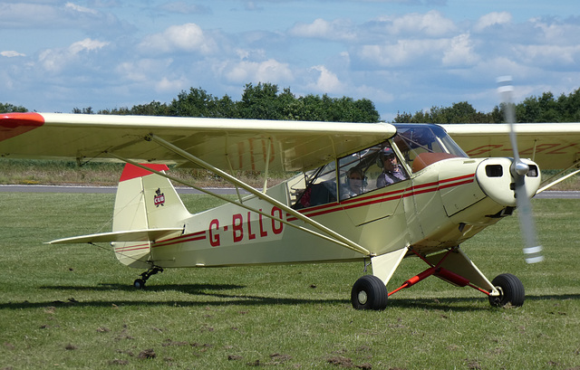 Piper L18C Super Cub G-BLLO