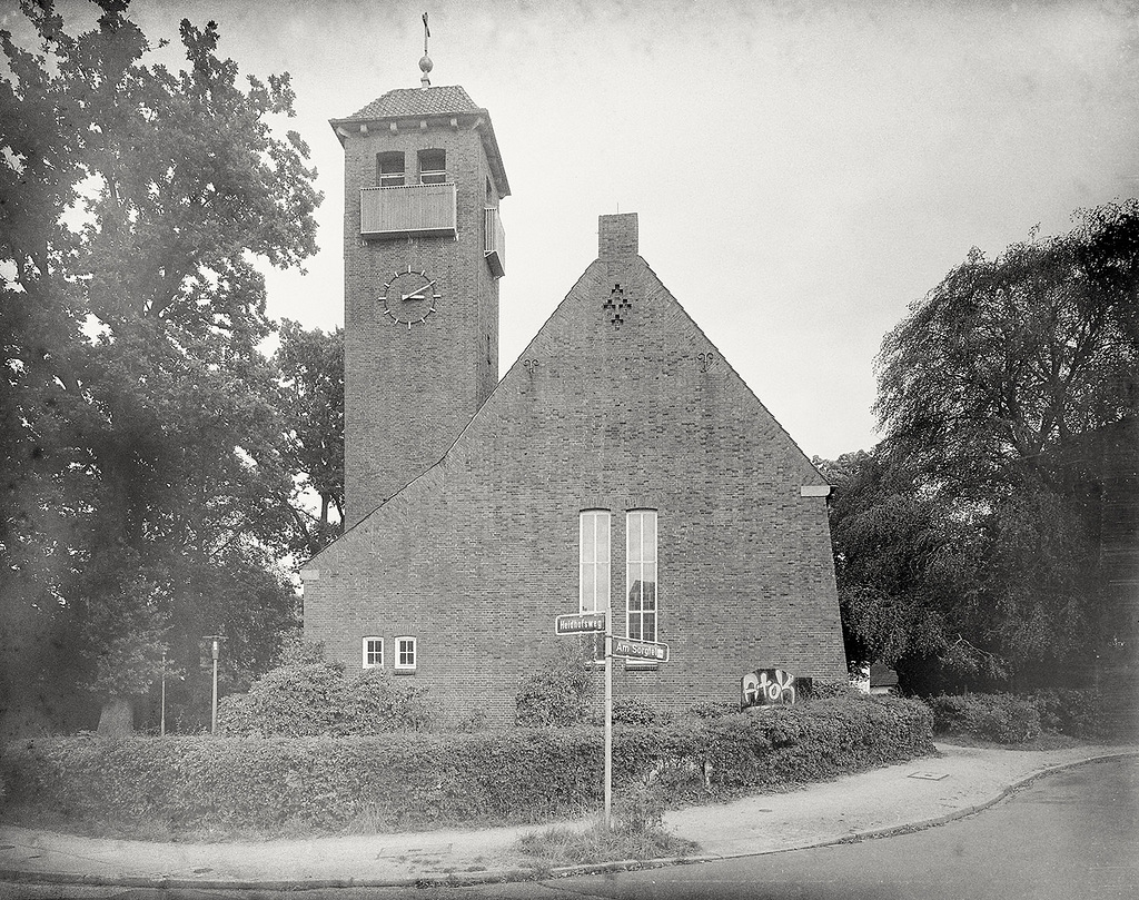 01-kirche-agfa100-01-09-2019 JPG