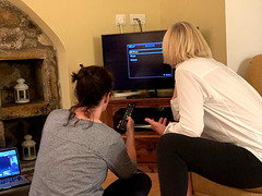 LR-IMG 0440 - it takes women to sort out technology!