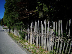 traditioneller metallfreier Zaun in Seefeld  h.F.F
