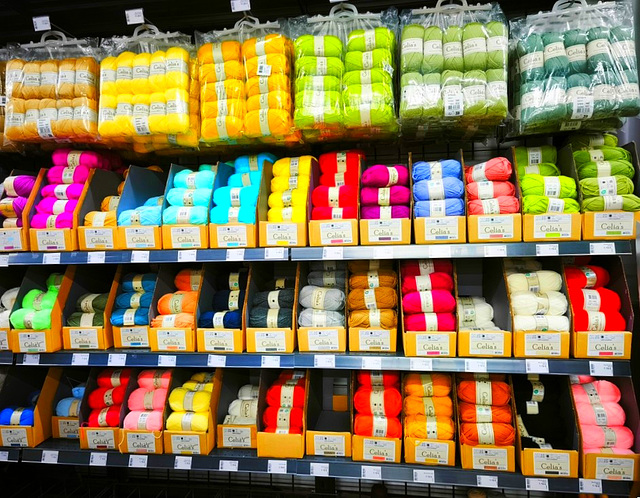 Happy Wall of Wool [EXPLORER]
