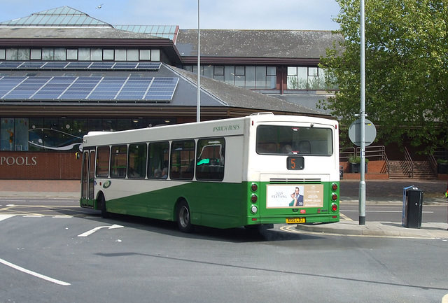 DSCF9219 Ipswich Buses 95 (X195 LBJ) - 22 May 2015