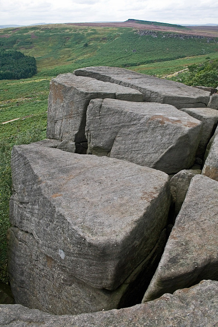 Burbage Edge view northwards ...