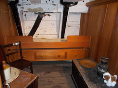 uni[25] - Officer's cabin