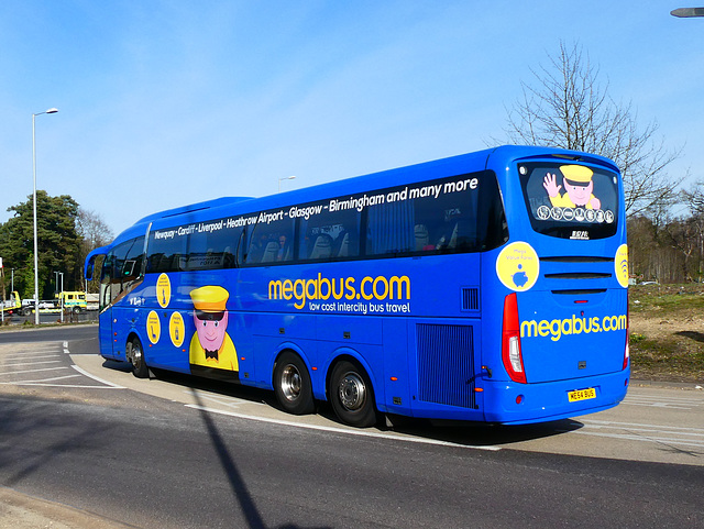 Freestones Coaches (Megabus contractor) ME54 BUS (YT62 JBX) at Barton Mills - 22 Feb 2019 (P1000448)