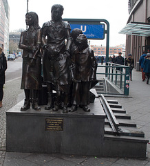 Berlin Friedrichstrasse Kindertransport memorial (#0083)