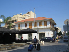 Maison de style colonial.