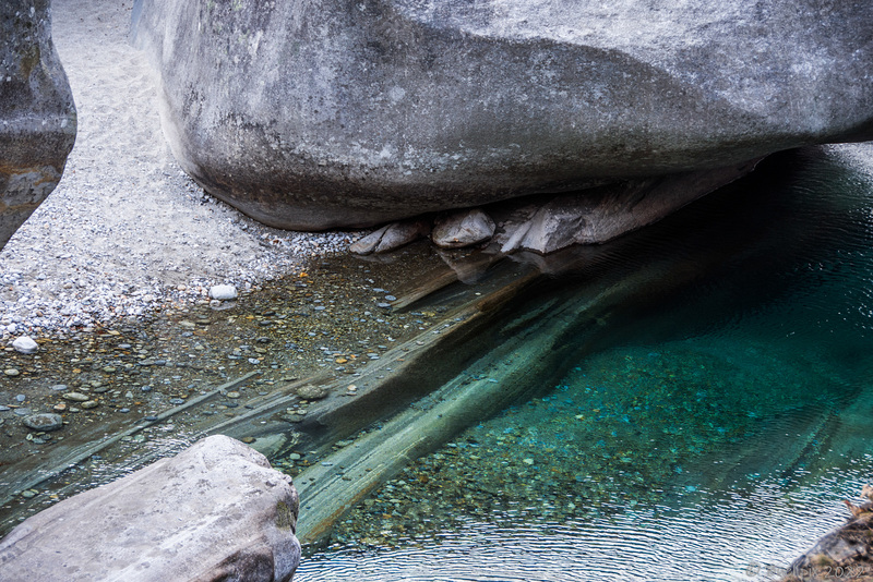 Verzasca ... da wo das Wasser noch klar ist ... P.i.P. (© Buelipix)