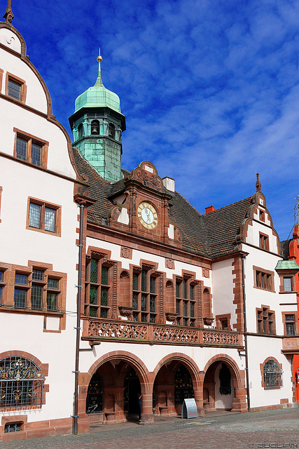 Rathaus Freiburg im Breisgau (© Buelipix)