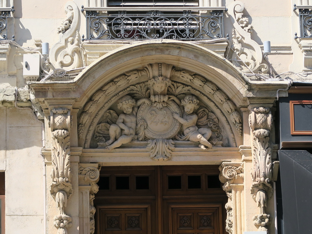 Fronton, rue de la République, Lyon (Rhône, France)