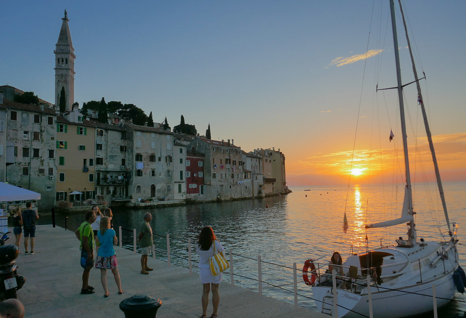 A 'Happy fence Friday' to everyone... from - Dj. 'Rovinj' July 2017.