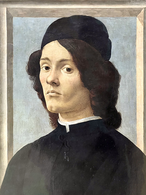 Paris 2024 – Musée du Louvre – Young man