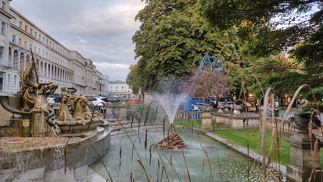 Neptune Fountain, Cheltenham