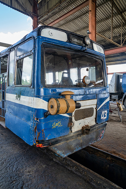 Coche Motor - in repair