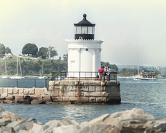fineart-lighthouse-people-ferryboat