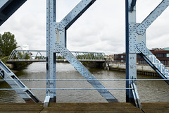 -bruecke-06414-co-28-04-19 -bruecke-06414-co-28-04-19