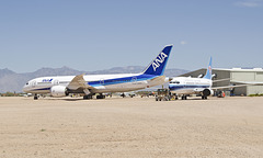 Boeing 787 N787EX and Boeing 737 B-2921 (N759BA)